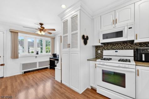 21 5TH Avenue Linden NJ 07036