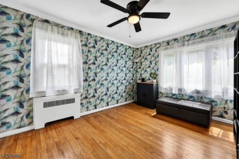 21 5TH Avenue Linden NJ 07036