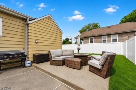21 5TH Avenue Linden NJ 07036