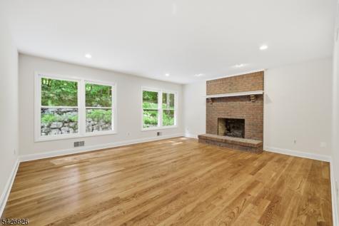 20 Indian Run Road Washington NJ 07853