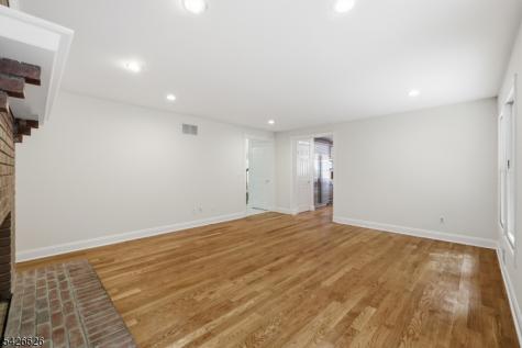 20 Indian Run Road Washington NJ 07853