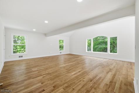 20 Indian Run Road Washington NJ 07853