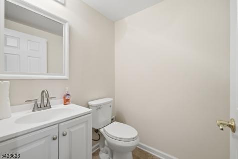 20 Indian Run Road Washington NJ 07853