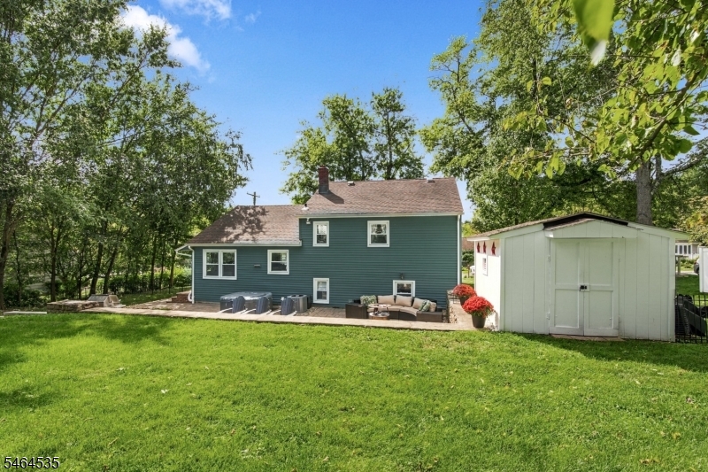 57 Lakeview Avenue Clinton NJ 08809