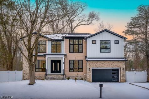 83 Falcon Road Livingston NJ 07039
