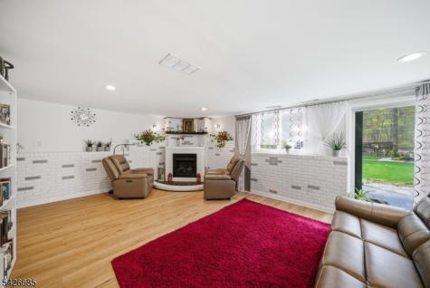 6 Whitten Place Denville NJ 07834