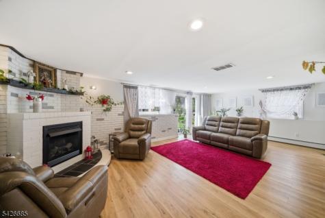6 Whitten Place Denville NJ 07834