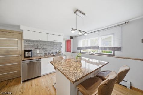 6 Whitten Place Denville NJ 07834