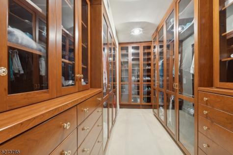 131 Rensselaer Road Essex Fells NJ 07021