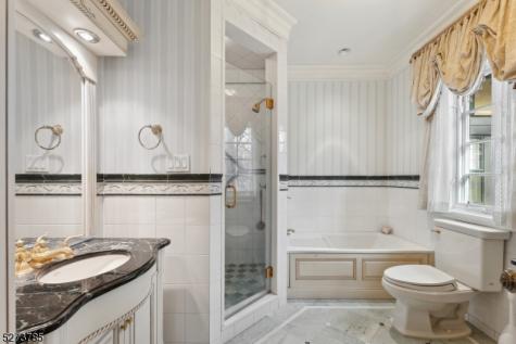 131 Rensselaer Road Essex Fells NJ 07021