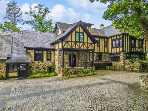 131 Rensselaer Road Essex Fells NJ 07021