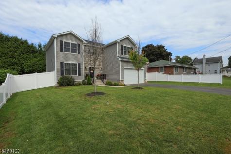 25 Ferromonte Avenue Roxbury NJ 07847