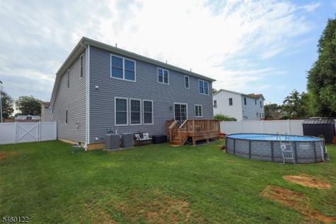 25 Ferromonte Avenue Roxbury NJ 07847