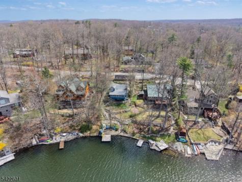 1193 Lakeside Drive E Vernon NJ 07422