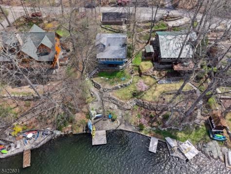 1193 Lakeside Drive E Vernon NJ 07422