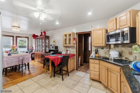 48 Lenox Avenue Paterson NJ 07502