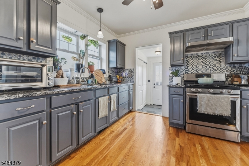 233 Grove Street Woodbridge NJ 07095