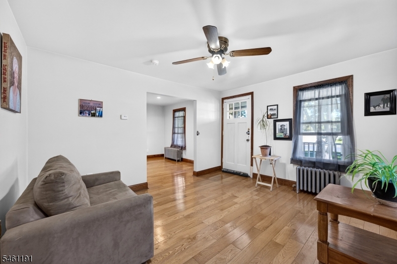 488 Harris Avenue Middlesex NJ 08846