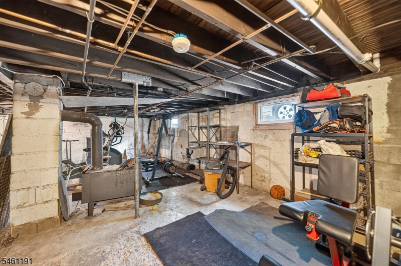 488 Harris Avenue Middlesex NJ 08846