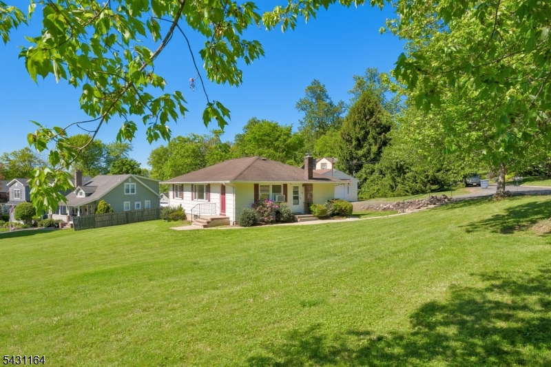 48 Central Avenue Long Hill NJ 07980