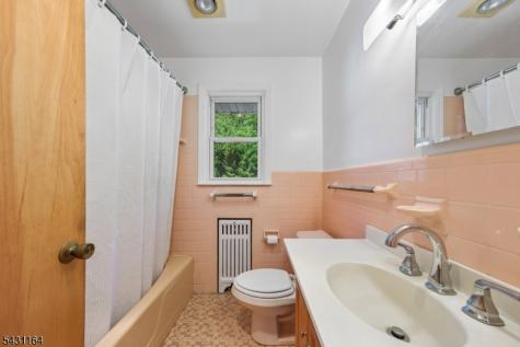 48 Central Avenue Long Hill NJ 07980