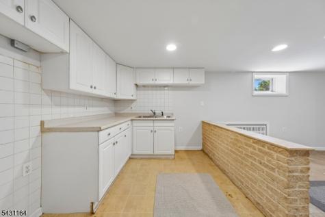 48 Central Avenue Long Hill NJ 07980
