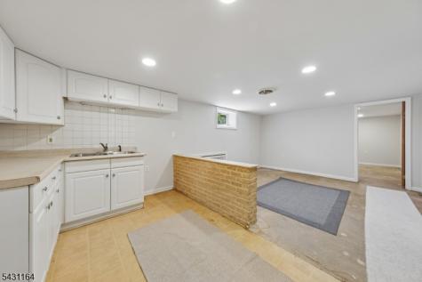 48 Central Avenue Long Hill NJ 07980