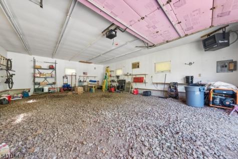 48 Central Avenue Long Hill NJ 07980