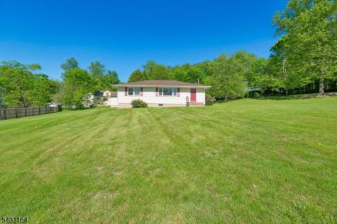 48 Central Avenue Long Hill NJ 07980