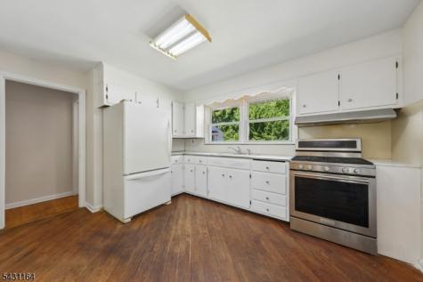48 Central Avenue Long Hill NJ 07980