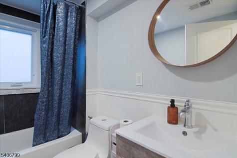 113 Sanford Street East Orange NJ 07018