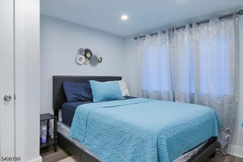 113 Sanford Street East Orange NJ 07018