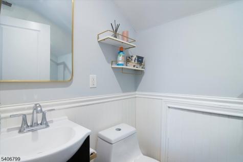 113 Sanford Street East Orange NJ 07018