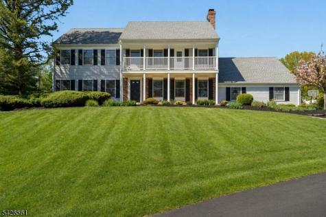 34 Molasses Hill Road Clinton NJ 08833