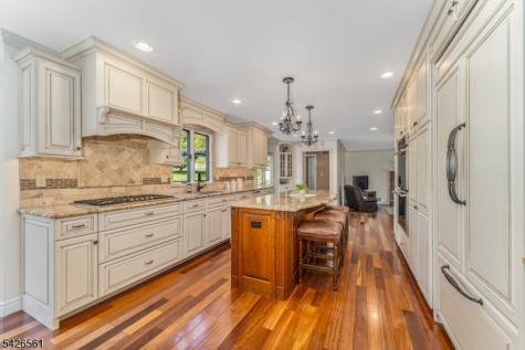 34 Molasses Hill Road Clinton NJ 08833