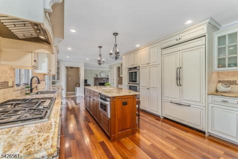 34 Molasses Hill Road Clinton NJ 08833