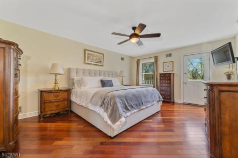 34 Molasses Hill Road Clinton NJ 08833