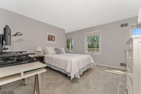 34 Molasses Hill Road Clinton NJ 08833