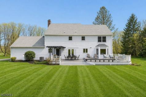 34 Molasses Hill Road Clinton NJ 08833