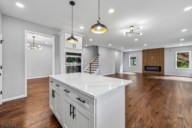 8 Chamberlain Lane Mount Olive NJ 07828