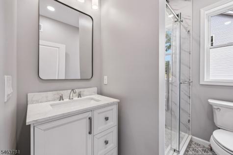 8 Chamberlain Lane Mount Olive NJ 07828
