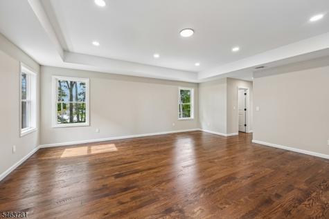 8 Chamberlain Lane Mount Olive NJ 07828