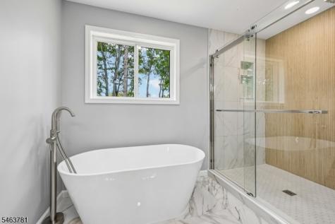 8 Chamberlain Lane Mount Olive NJ 07828