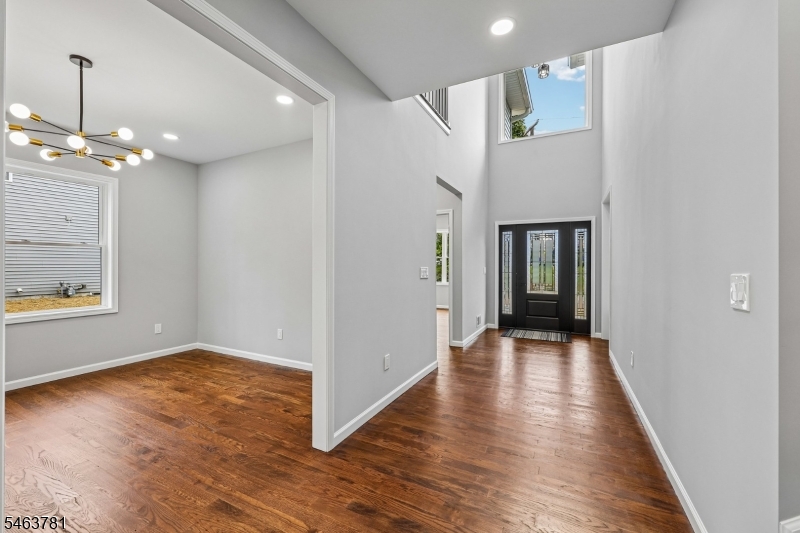 8 Chamberlain Lane Mount Olive NJ 07828