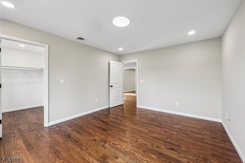 8 Chamberlain Lane Mount Olive NJ 07828