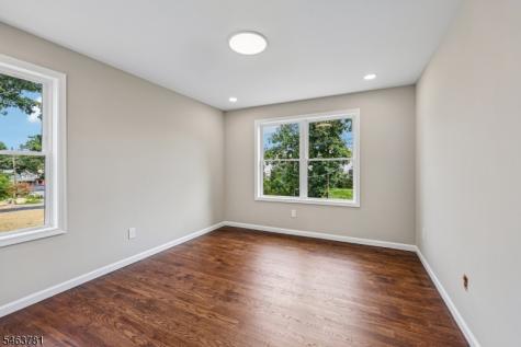 8 Chamberlain Lane Mount Olive NJ 07828