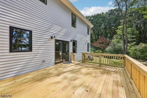 8 Chamberlain Lane Mount Olive NJ 07828
