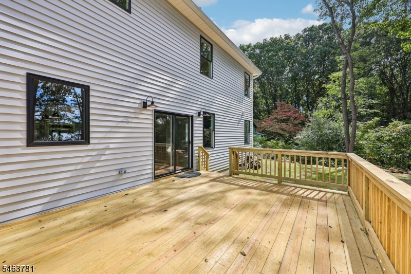 8 Chamberlain Lane Mount Olive NJ 07828