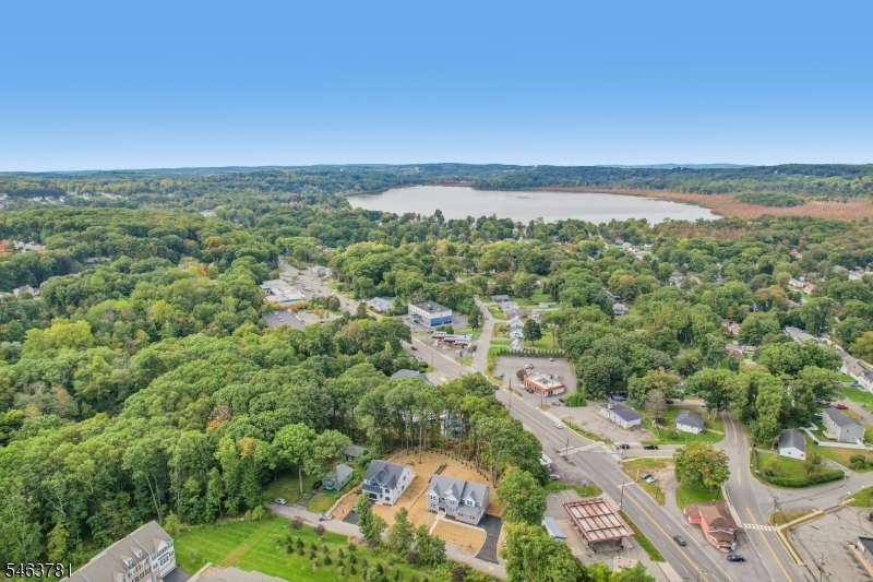 8 Chamberlain Lane Mount Olive NJ 07828