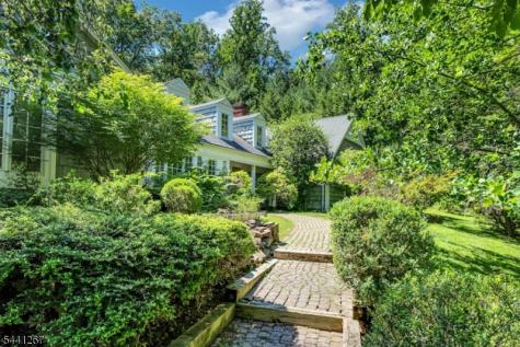 225 Sunlit Drive Warren NJ 07059